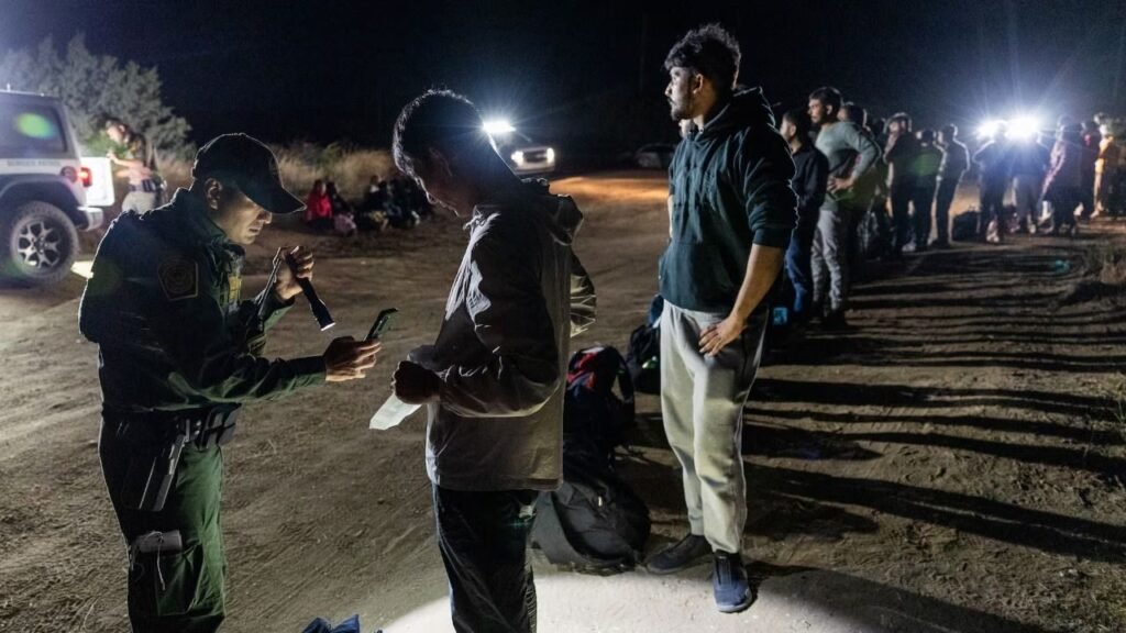 Corte Suprema permite a Trump revocar ‘parole’ que beneficia a más de 500 mil migrantes
