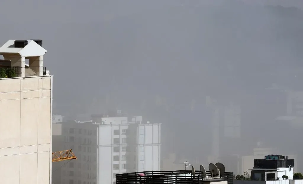 Israel alcanza varios edificios del Ministerio de Defensa y el aeropuerto Payam en Irán