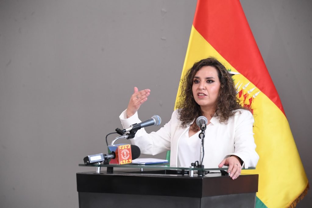 Gobierno gestiona más vacunas para combatir el sarampión en Bolivia