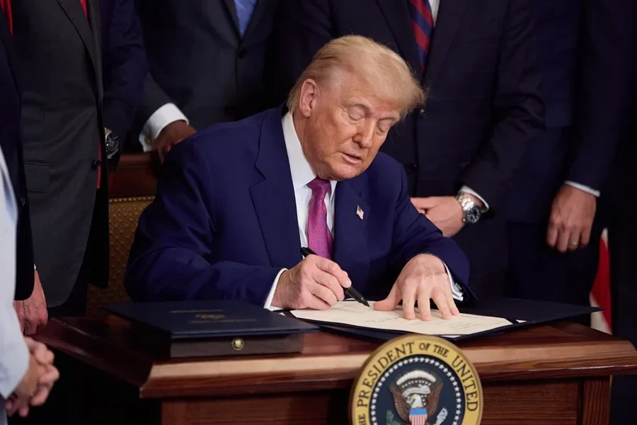 EEUU considera ampliar el veto migratorio a otros 36 países