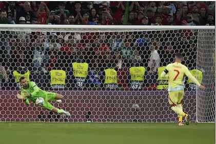 Portugal derrotó a España por penales y se consagró campeón de la UEFA Nations League