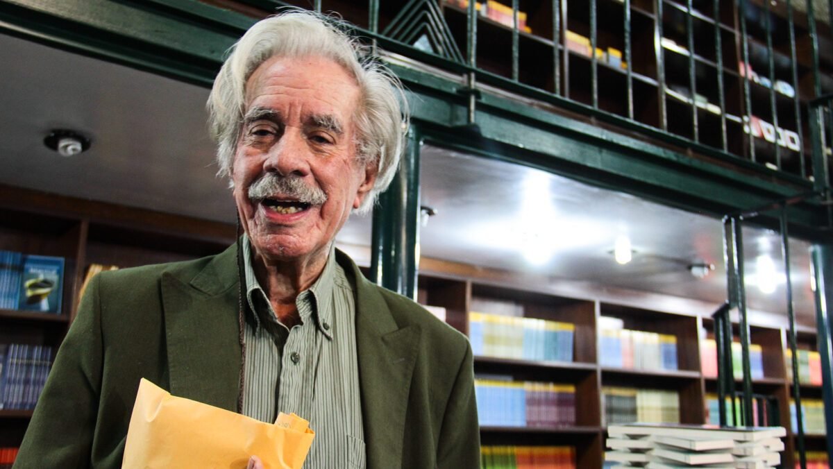 Murió el poeta y pintor Juan Calzadilla