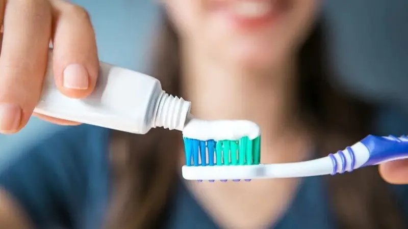 Viceministerio alerta sobre riesgos de pastas dentales con fluoruro de estaño