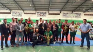 Santa Cruz vence como local en el Nacional de Karate Deportivo