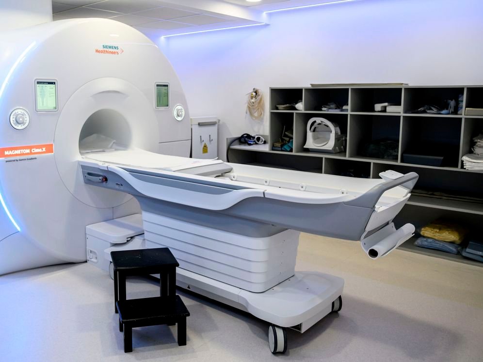 Hombre muere tras ser absorbido por un resonador magnético en EE.UU.