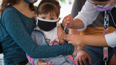 Bolivia despliega vacunación masiva contra el sarampión en zonas fronterizas con Brasil
