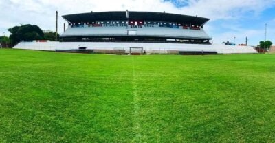 Se suspende inspección al estadio Real Santa Cruz