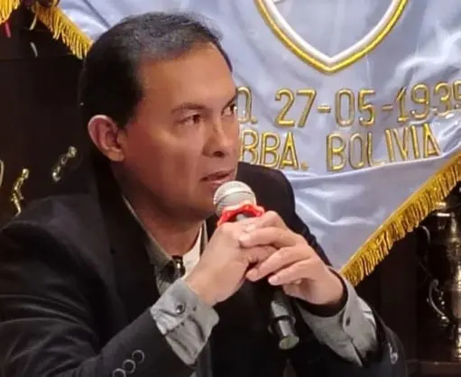 Cornejo fue sancionado con diez mil dólares por discriminación e incumplimiento de los deberes