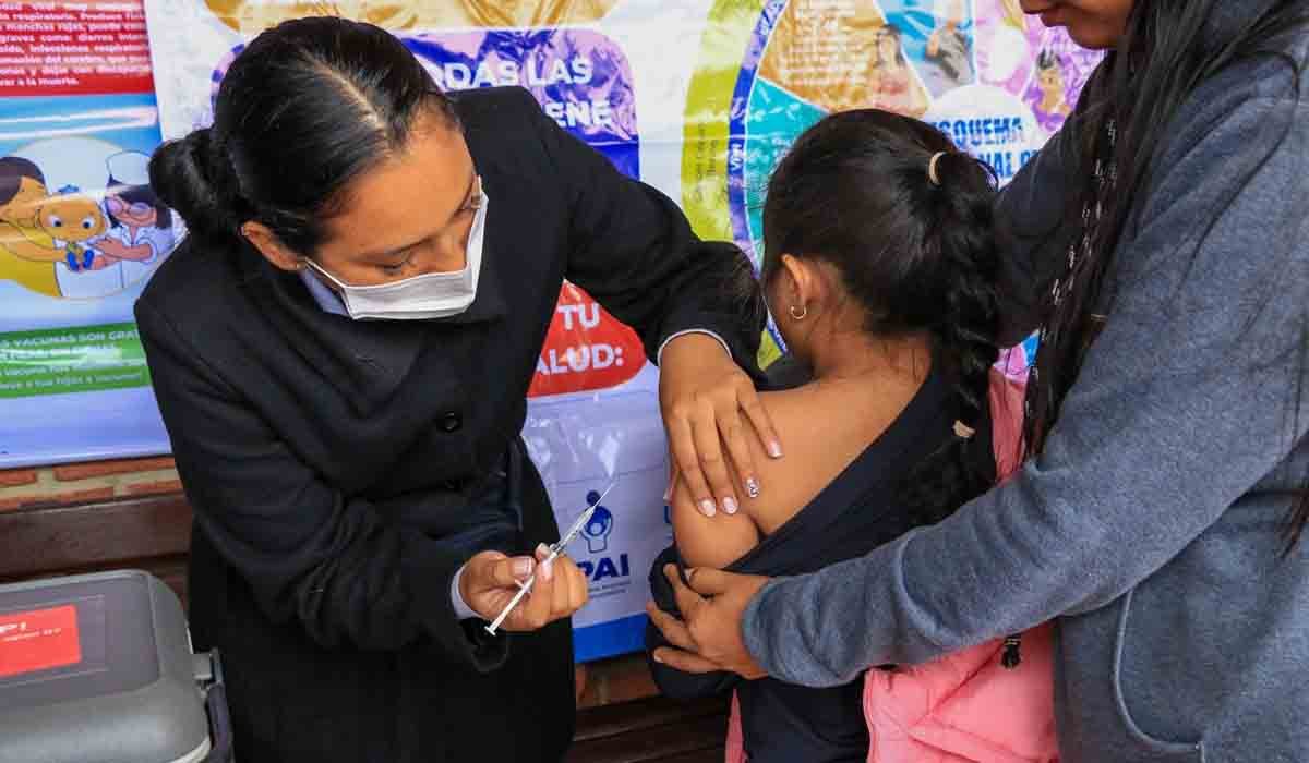 Gobierno amplía vacunación a menores de 10 a 14 años con nuevas dosis recibidas