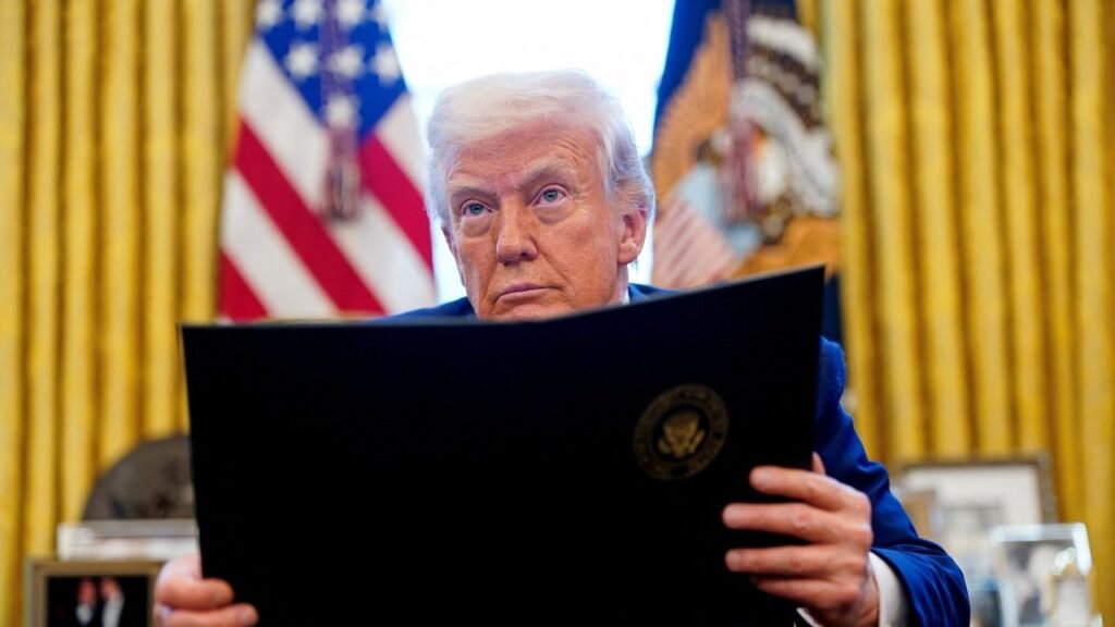 Trump dice que Zelenski puede acabar guerra "casi de inmediato" si descarta Crimea y OTAN