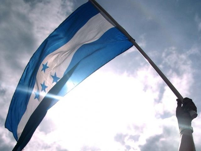 Honduras rechaza acusación de fiscal Pam Bondi y defiende lucha antidrogas