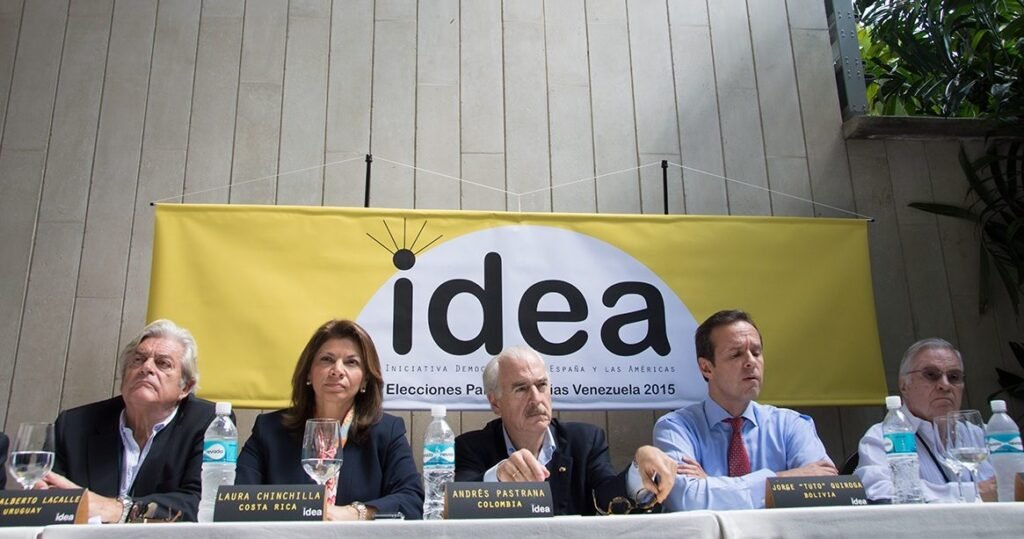 Grupo IDEA rechazó reforma de la Constitución aprobada en El Salvador