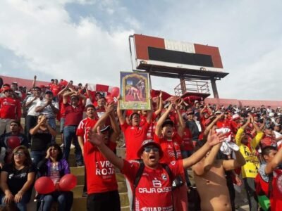 Hinchas de Cienciano prometen teñir de rojo el sector sur del Siles
