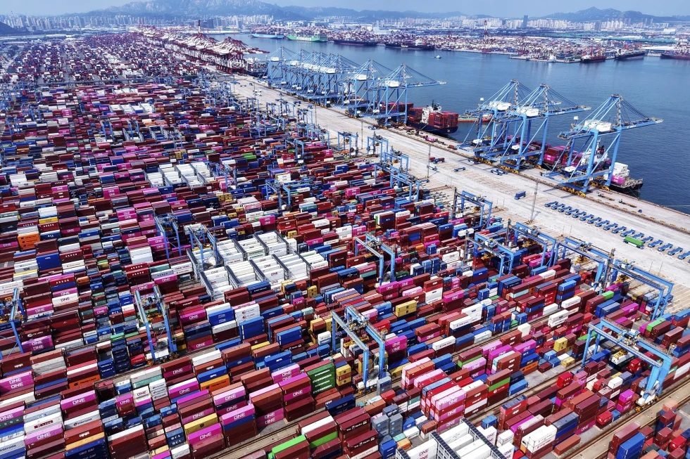 EEUU y China amplían tregua comercial otros 90 días
