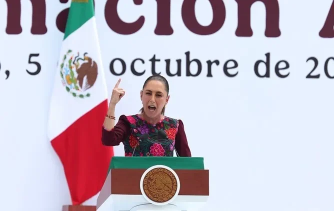 «Quien traiciona al pueblo enfrenta a la Justicia»