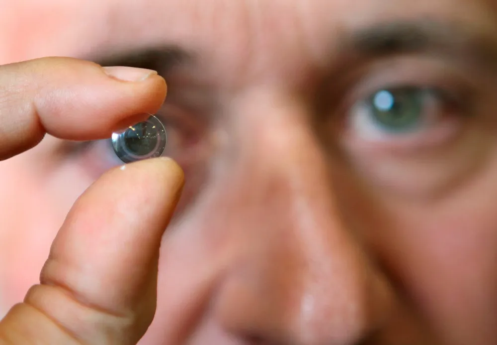 El acceso universal a cirugía de cataratas se retrasa hasta el siglo XXII, según OPS y la OMS