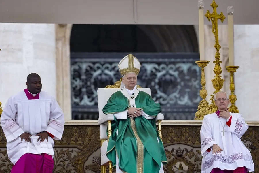 El papa lamenta el surgimiento del «odio antisemita» y urge a pacificar Oriente Medio