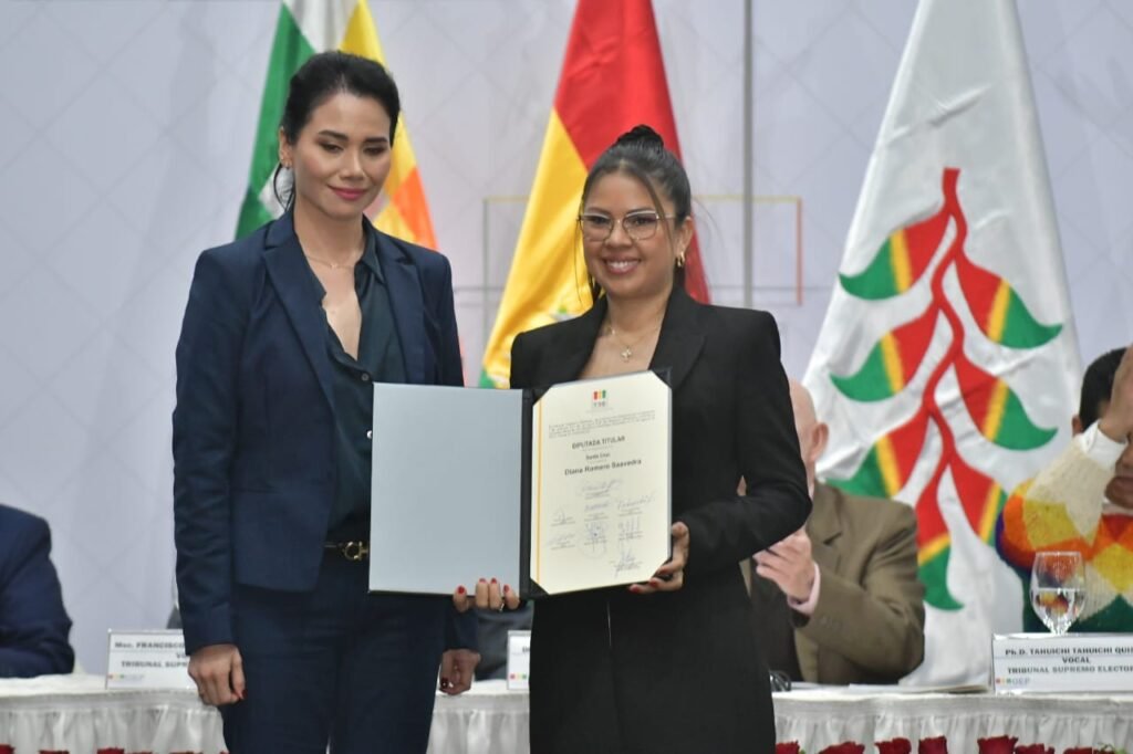 Diputada Romero, esposa del vicepresidente Lara, internada de emergencia en clínica de Santa Cruz