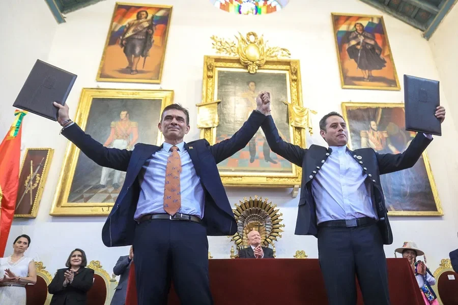 Crisis económica y viraje exterior, lo urgente e inmediato para Rodrigo Paz en Bolivia