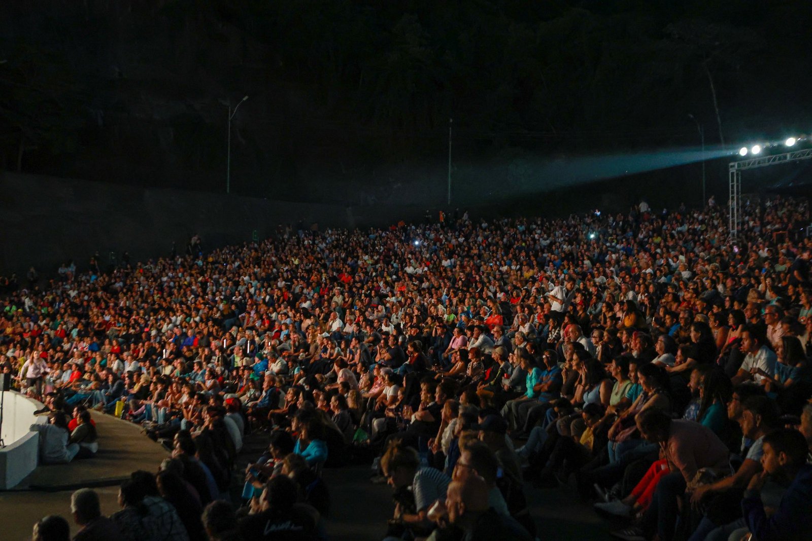 Proyecto Once Trece informa que la edición 2025 del Festival “Suena la VIHda” ha sido pospuesta