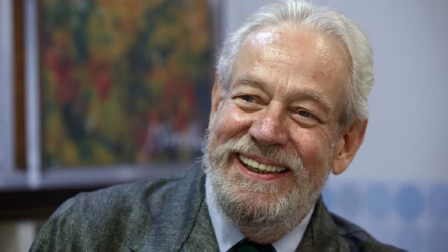 El escritor mexicano Gonzalo Celorio fue distinguido con el Premio Cervantes 2025