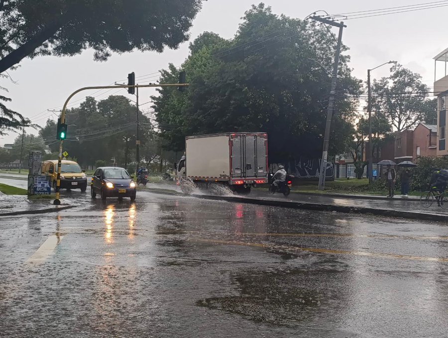 Fuertes lluvias en Bogotá causaron desastres: miles de capitalinos se vieron afectados