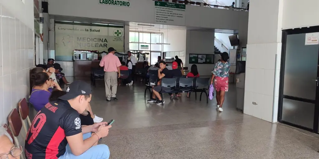 Trabajadores de salud en Santa Cruz anuncian paro de 4 días por salarios impagos