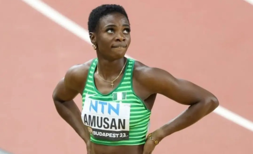 Amusan-y-Ajayi-llevan-al-equipo-de-Nigeria-al-primer.jpg