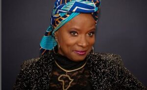 Angelique-Kidjo-hara-historia-al-ser-la-primera-musico-africana.jpg
