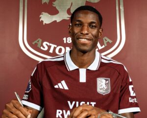 Aston-Villa-confirma-un-acuerdo-record-con-el-club-de.jpeg