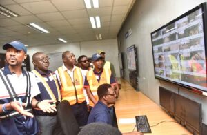 Dangote-lanza-sala-de-control-de-monitoreo-de-conductores-en.jpg