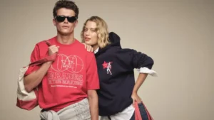 Disney-lidera-las-colecciones-capsula-del-aniversario-del-desfile-numero.webp