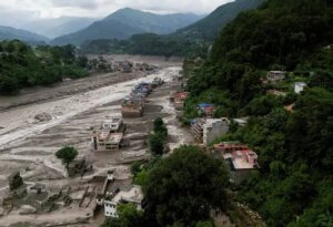 El-numero-de-muertos-por-las-inundaciones-en-Nepal-asciende.jpeg