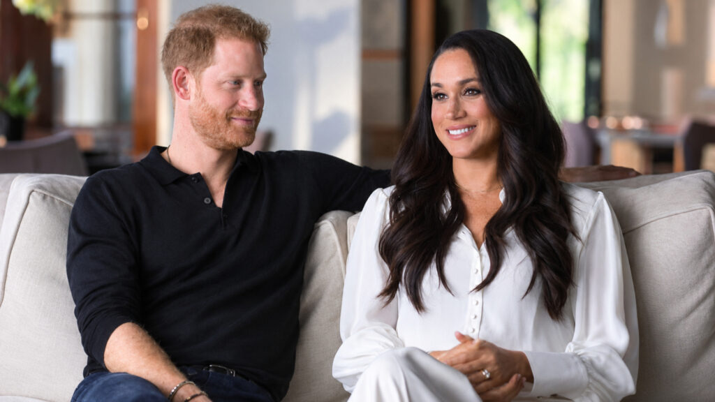El-principe-Harry-y-Meghan-regresan-al-Reino-Unido-despues.jpg