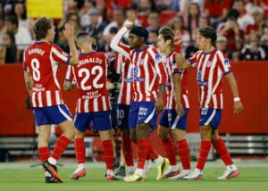 Es-bueno-salirse-de-la-marca-Lookman-reacciona-al-primer.jpeg