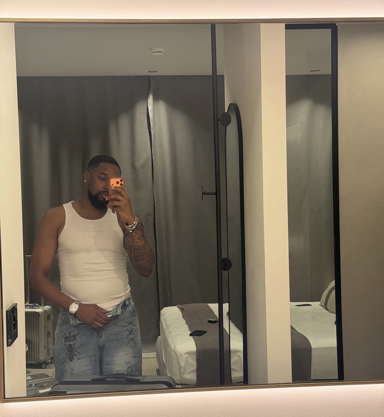Rolex, Range Rover: ¿La estrella de BBNaija Sheggz presume de un “estilo de vida lujoso” después de ser llamada? ¿roto? por supuestamente deberle a su exnovia Bella Okagbue 11 millones de naira