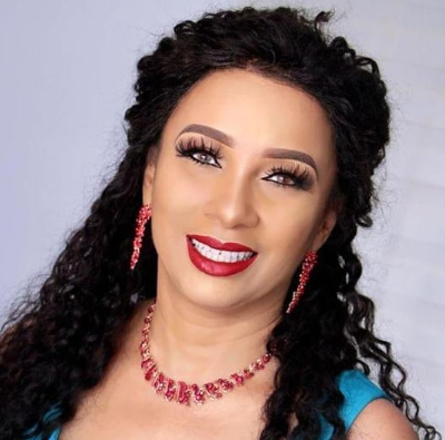 Celebridades femeninas nigerianas que son birraciales