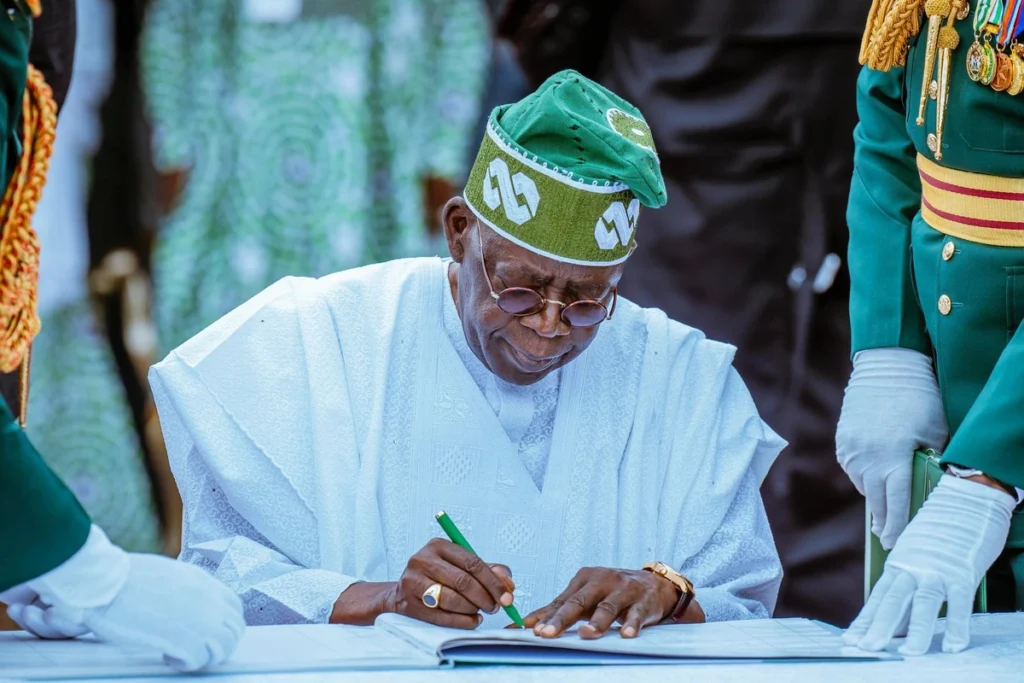 La-NICA-quiere-que-FG-inyecte-2-billones-de-naira.webp
