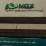 NGX avanza en compras de peso mientras los ingresos caen un 60%