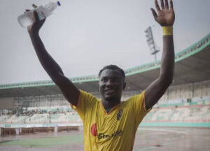 NPFL-Ugwu-se-despide-de-Bendel-Insurance-tras-su-transferencia.jpg