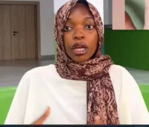 Naci-sin-huellas-dactilares-una-mujer-nigeriana-informa-dificultades-con.webp