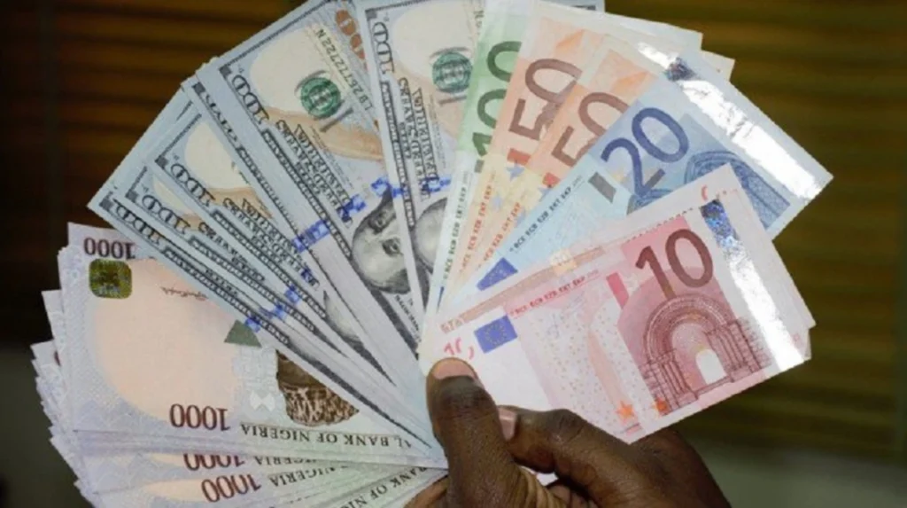 Naira-se-fortalece-a-134690-naira-a-medida-que-el.webp