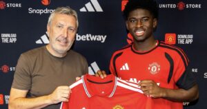 OFICIAL-Camerun-International-Baleba-se-une-al-Man-United-por.jpeg