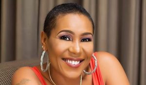 Celebridades femeninas nigerianas que son birraciales