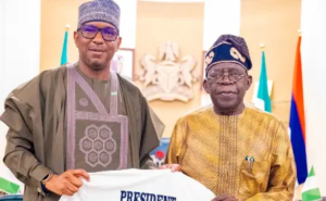 Tinubu-dirige-a-Dikko-Secretaria-de-la-NFF-para-garantizar.png