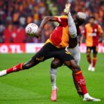 Turkiye-Osimhen-anota-Bags-ayuda-al-Galatasaray-a-vencer-al.jpg