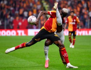 Turkiye-Osimhen-anota-Bags-ayuda-al-Galatasaray-a-vencer-al.jpg
