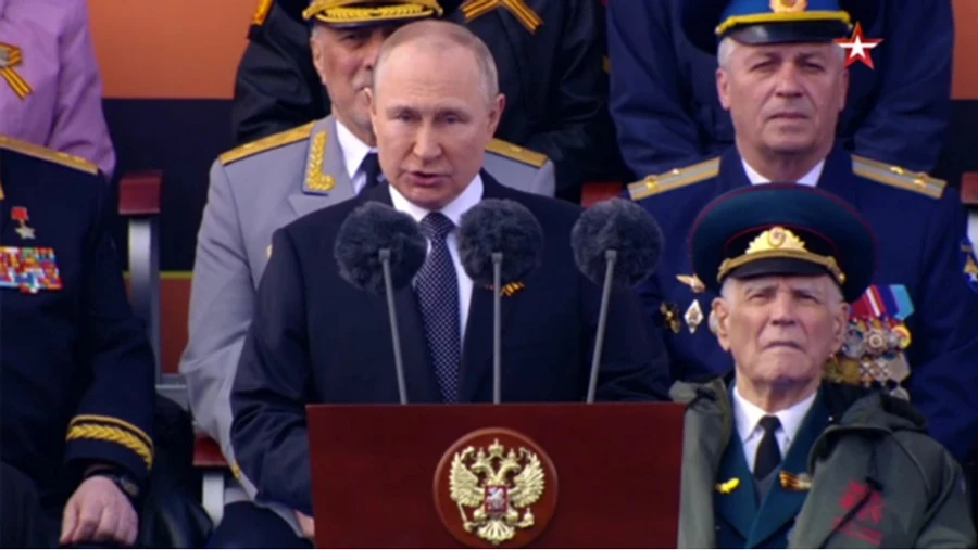 Putin-firma-decreto-que-aumenta-el-tamano-de-las-fuerzas.webp