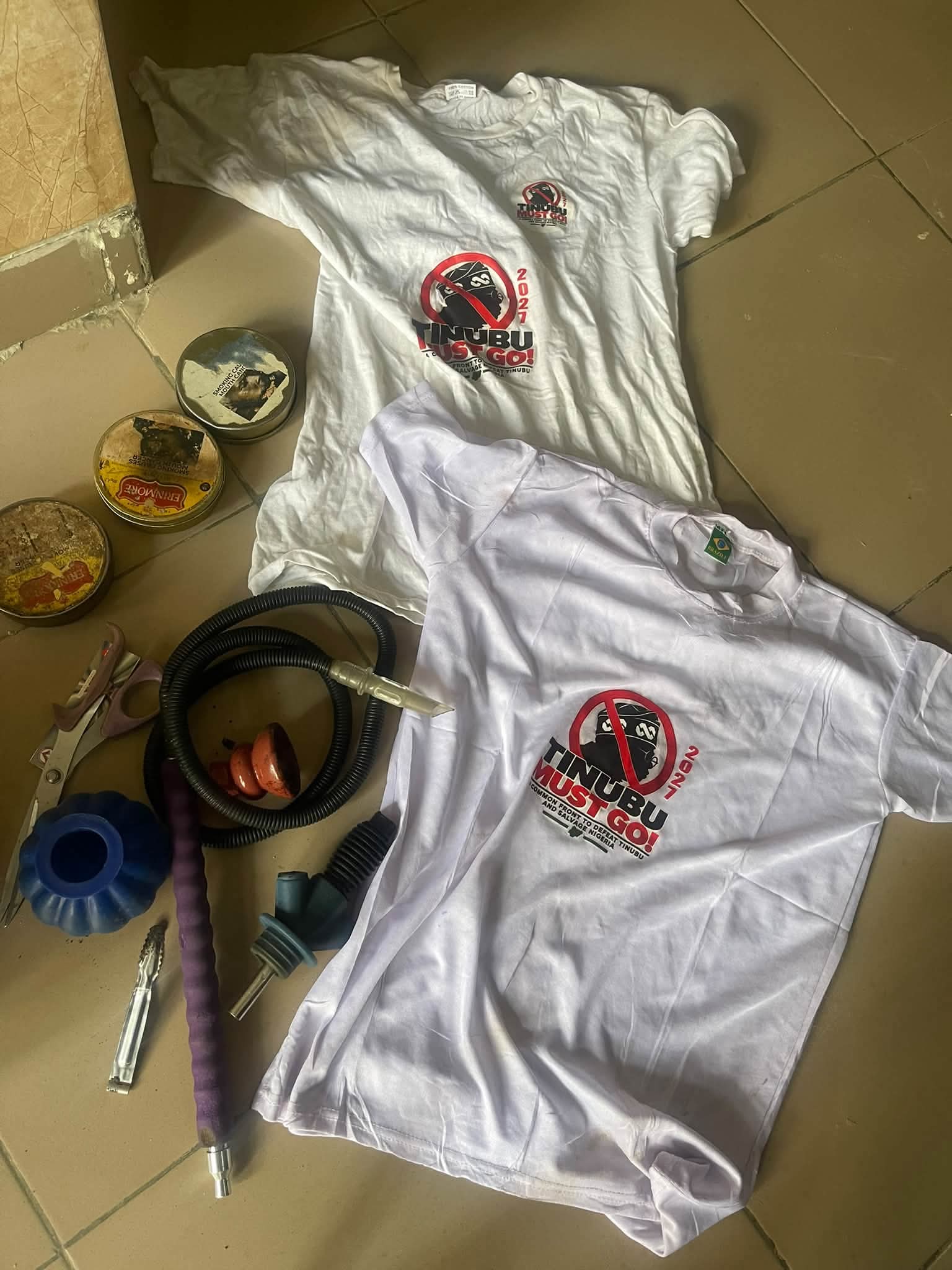 Camisetas “Tinubu Must Go”: sospechosos arrestados por presunta violencia y posesión de drogas - Policía de Borno