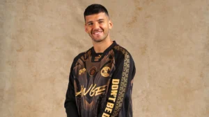 AAP-Rocky-lleva-Dont-Be-Dumb-al-Manchester-City-con.webp